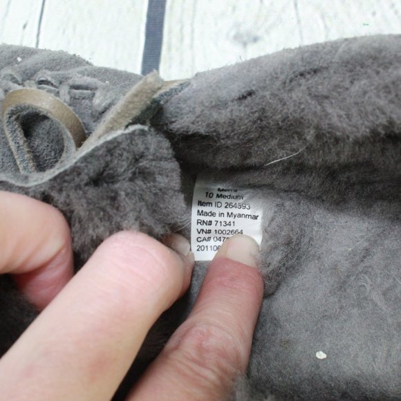 LL BEAN Shearling Lined Mocs Slippers Size 10 M - Picture 8 of 9